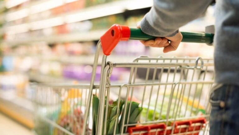 Ціни на основні продукти напередодні Великодня